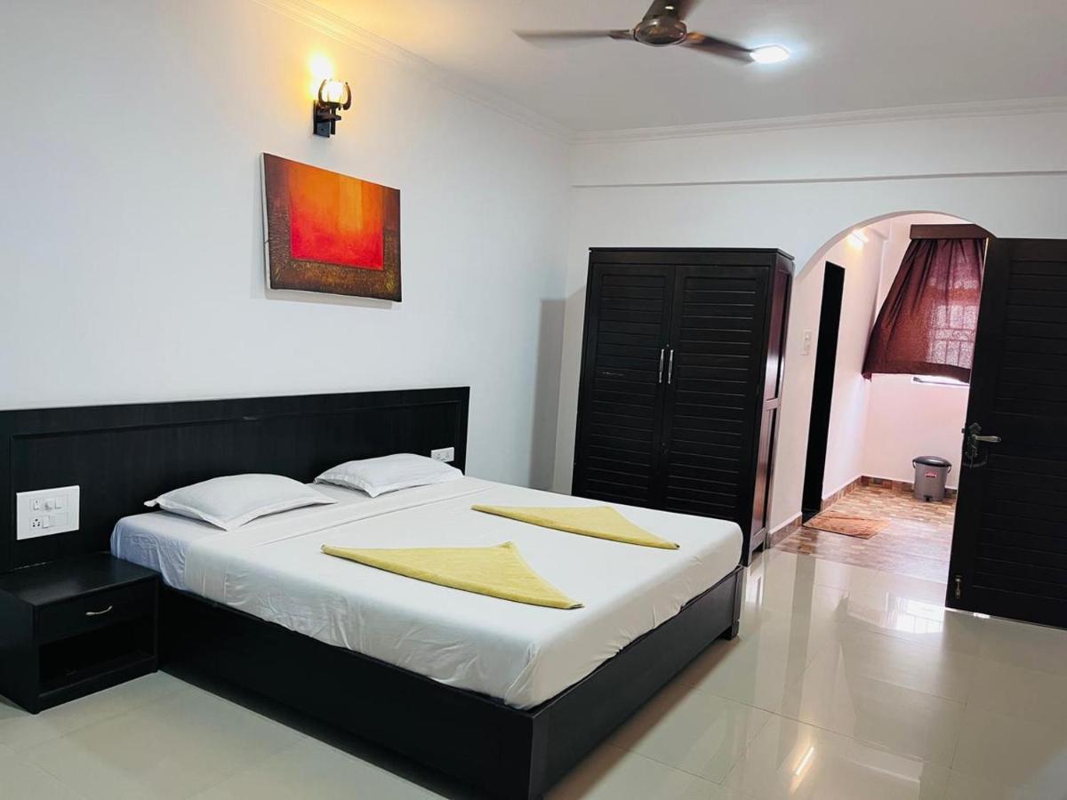 Naga Cottages Morjim Exterior photo