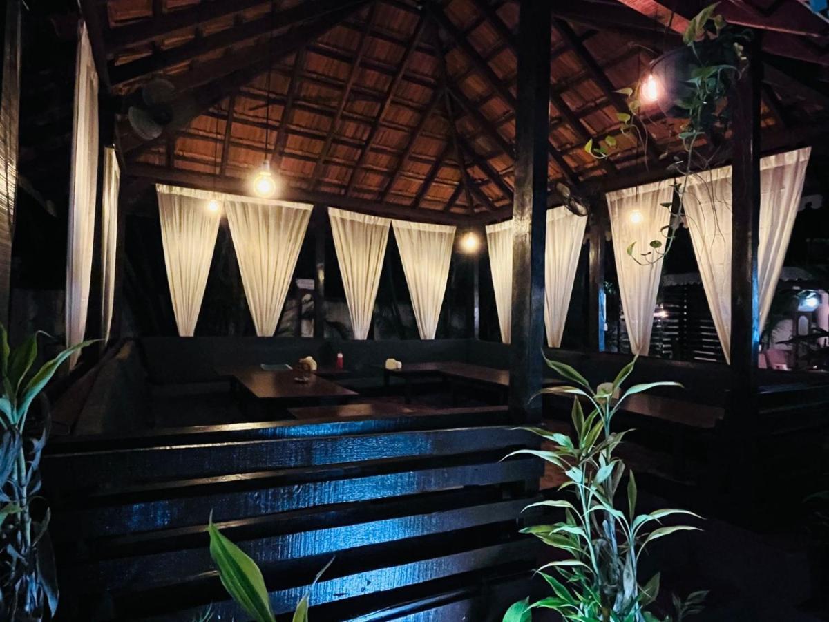 Naga Cottages Morjim Exterior photo